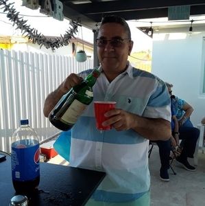 Meet your Posher, Lazaro